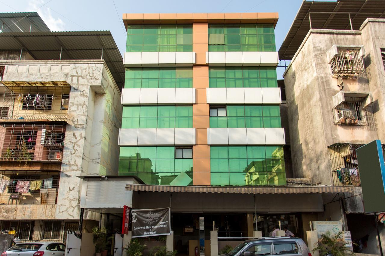 Oyo 2026 Hotel Aishwarya Residency Νάβι Μουμπάι Εξωτερικό φωτογραφία