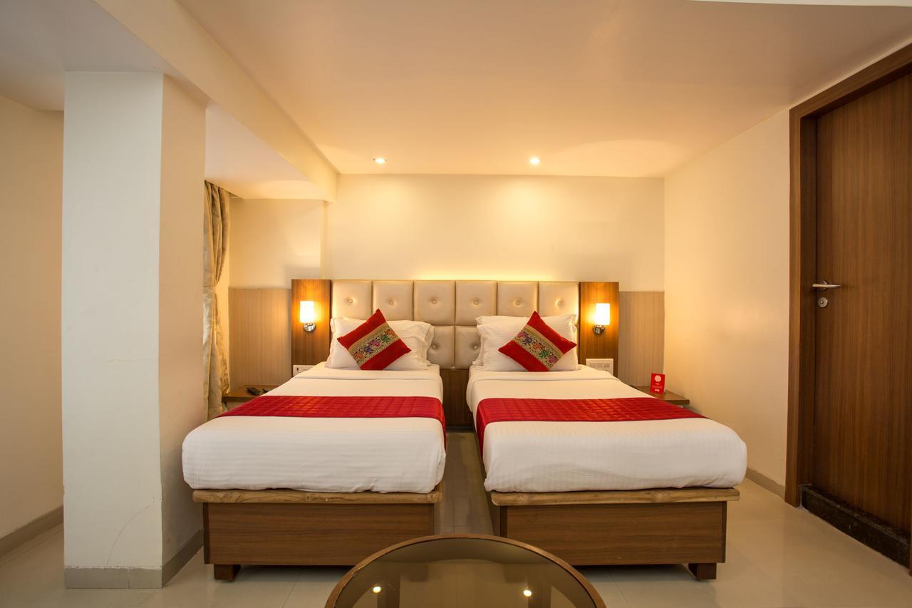 Oyo 2026 Hotel Aishwarya Residency Νάβι Μουμπάι Εξωτερικό φωτογραφία