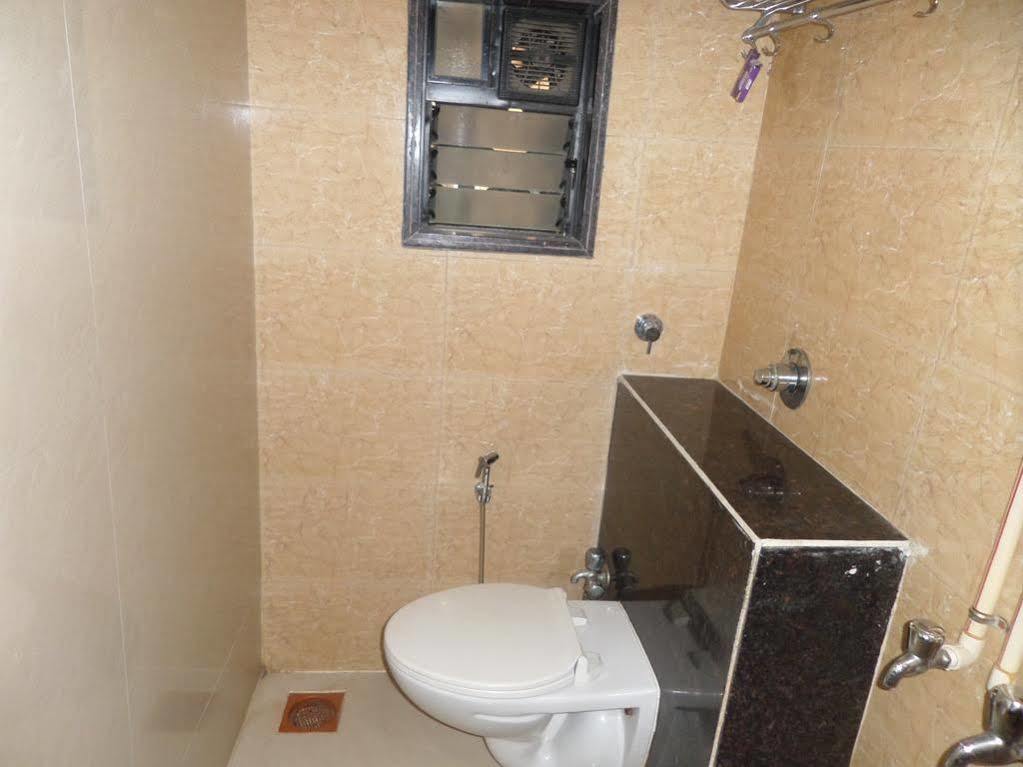 Oyo 2026 Hotel Aishwarya Residency Νάβι Μουμπάι Εξωτερικό φωτογραφία